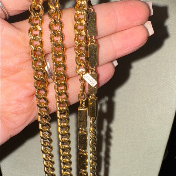 Vintage Monet Long Necklace - Picture 2 of 3